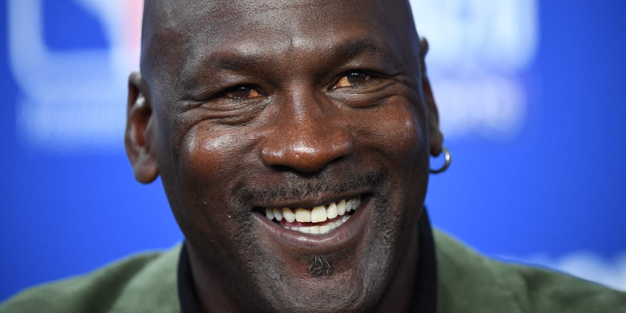 Michael Jordan in ‘serious talks’ to sell Charlotte Hornets majority stake, report says