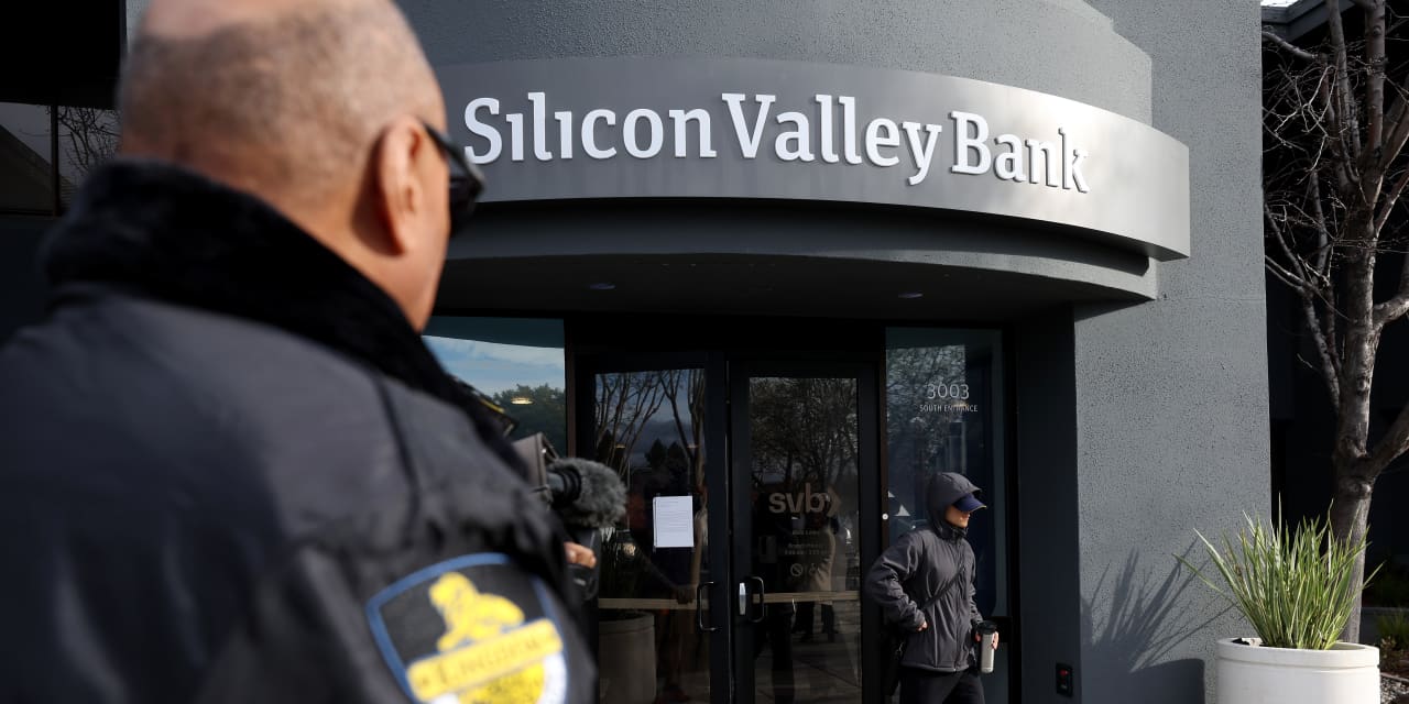 #: No, Silicon Valley Bank did not donate ‘more than $73 million to Black Lives Matter’