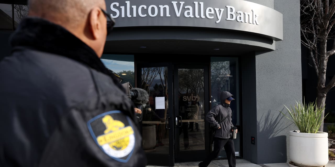 #: No, Silicon Valley Bank did not donate ‘more than $73 million to Black Lives Matter’