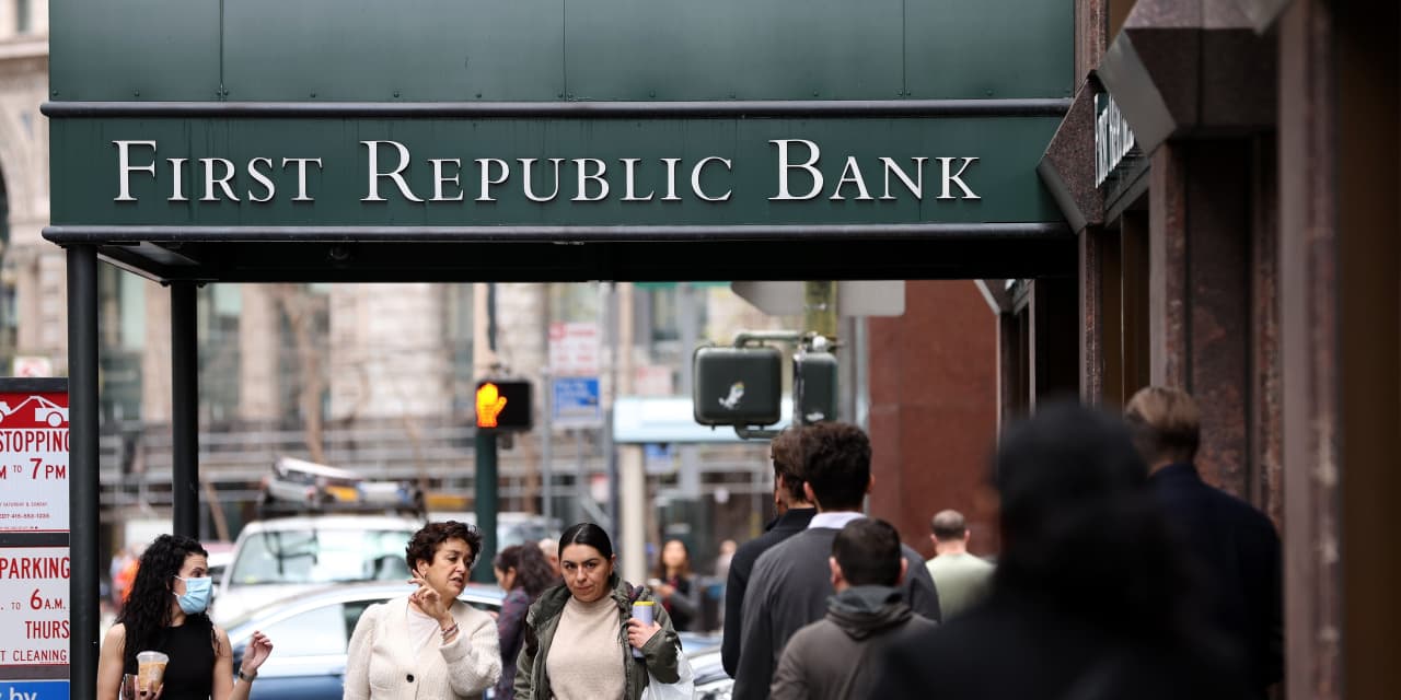 First Republic won’t pay bonuses to executive officers this year