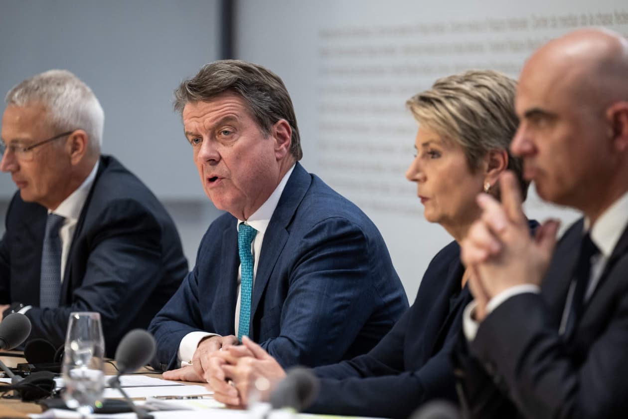 UBS to buy Credit Suisse for more than $3 billion in deal backed by Swiss  government - MarketWatch