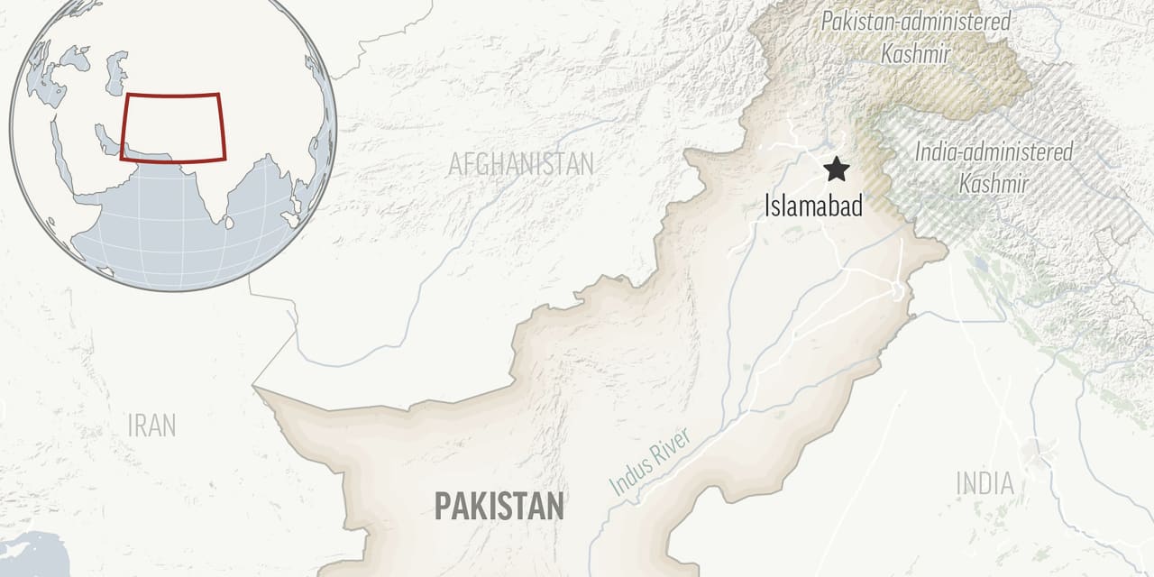 Strong magnitude 6.5 quake rattles Afghanistan and Pakistan