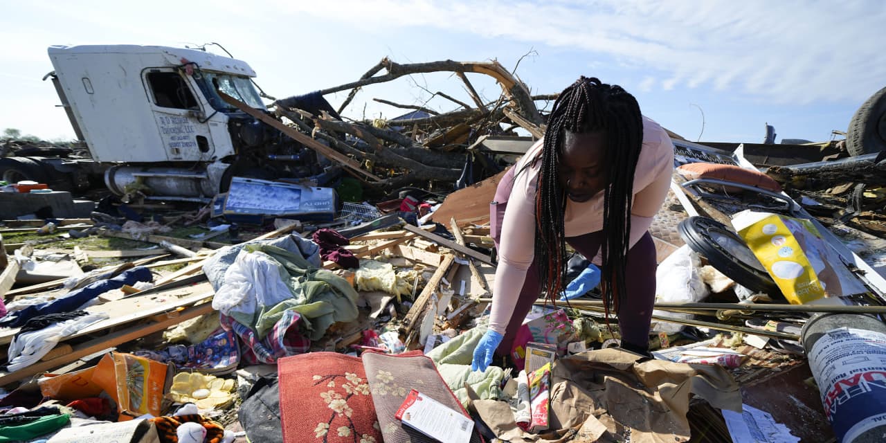 ‘Help is on the way’: Daunting recovery effort in Mississippi after tornadoes leave devastation