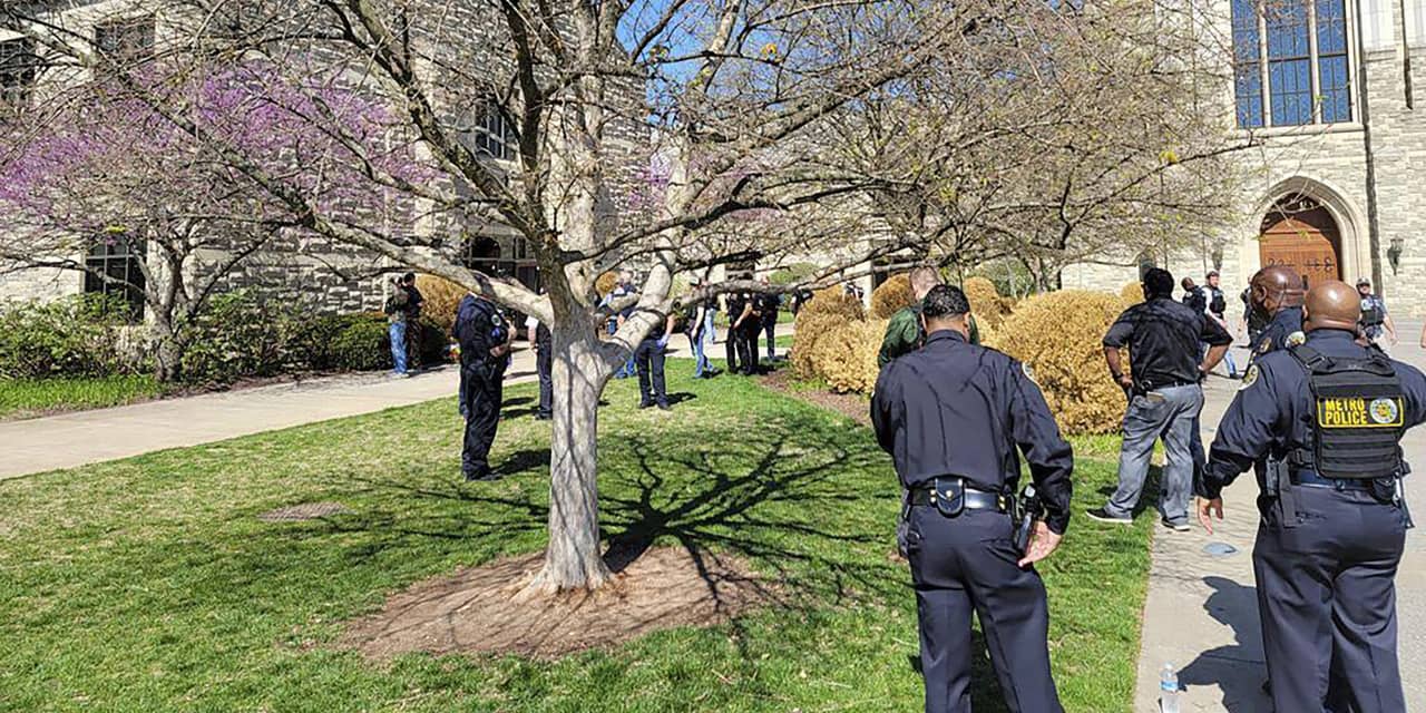 3 children and 3 adults fatally shot at Nashville grade school