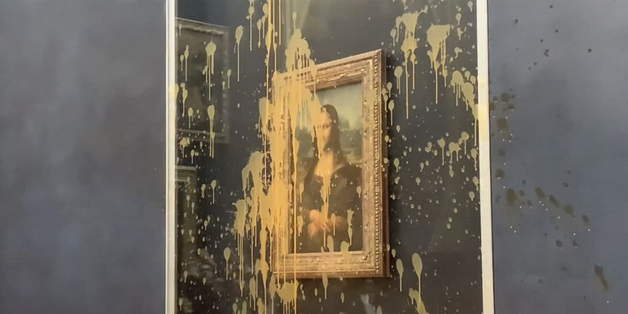 French farmers threaten massive Paris protest; activists hurl soup at 'Mona Lisa' - Vimarsana News