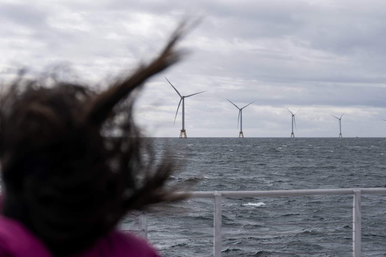 Shares In World's Biggest Offshore Wind Developer Plunge To Fresh Low ...