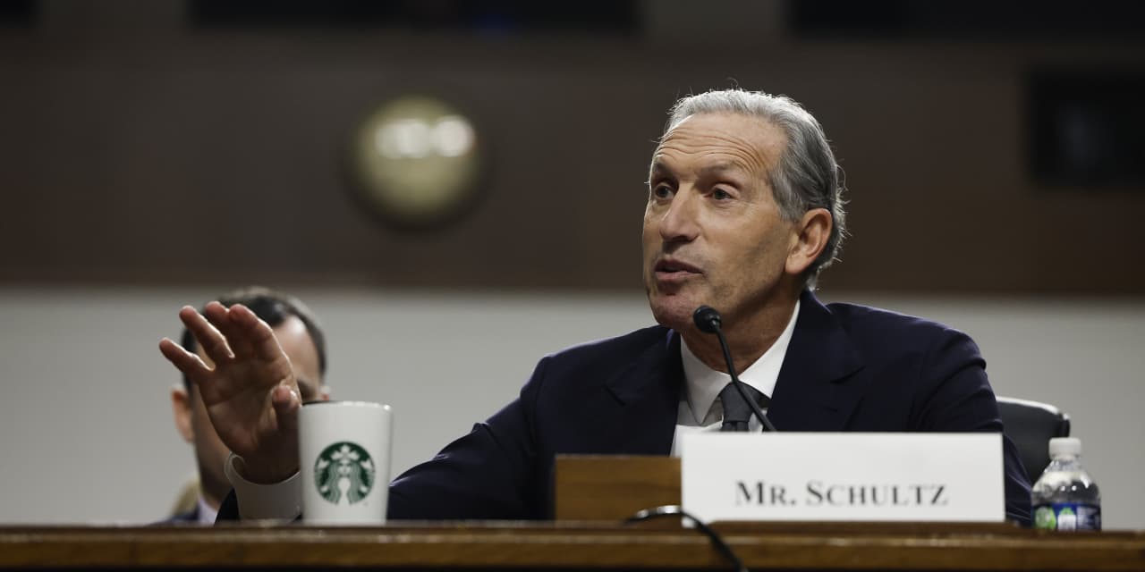 Howard Schultz tells Bernie Sanders that Starbucks ‘doesn’t need a union’