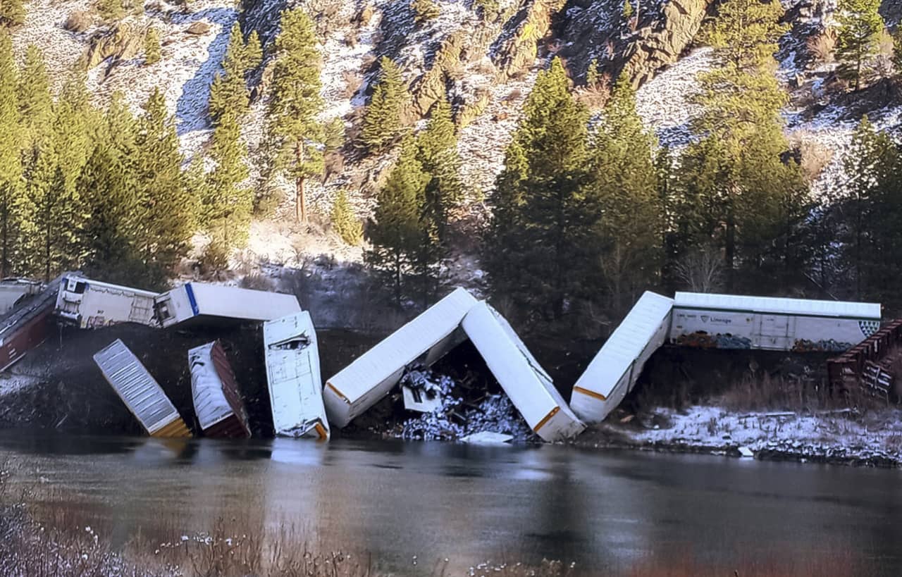 Derailed Train In Montana Spills Coors Light And Blue Moon Beer Into ...