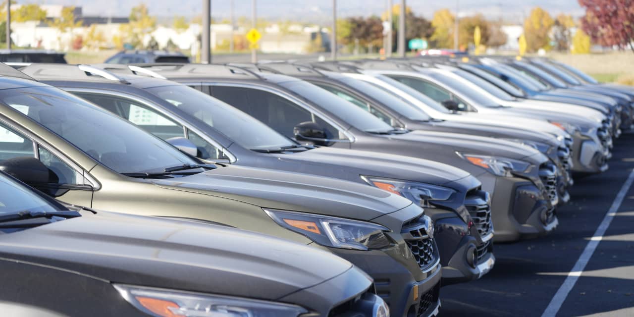 U.S. auto sales rise 7.5% in first quarter, even as interest rates for car loans hit 15-year high