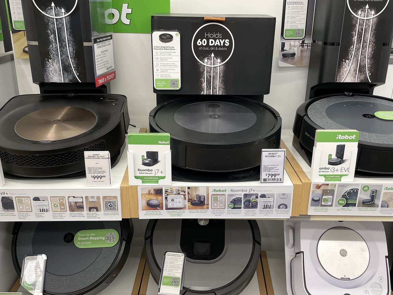 Roomba at bed bath and deals beyond