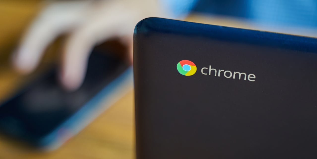 Opinion: Amid big drop in sales, PC makers may soon pay higher fees for Chromebook licenses