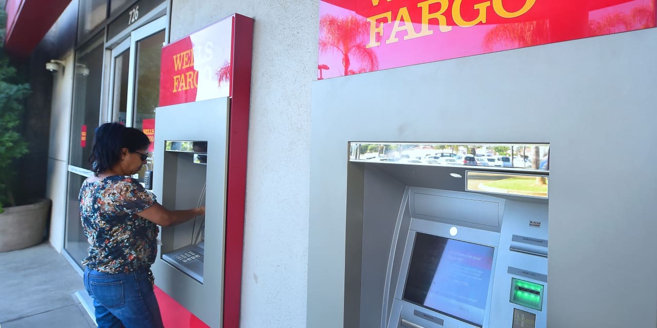 Glitch has held up a 'small percentage' of bank deposits since Thursday - Vimarsana News