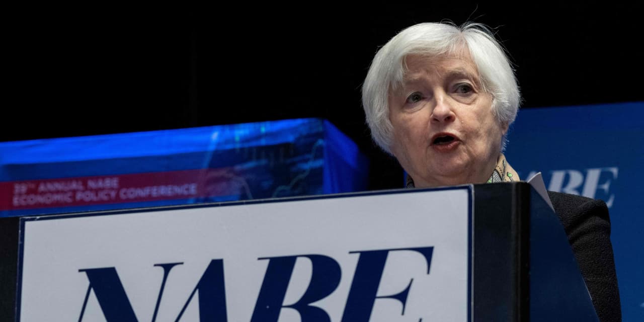 Yellen says it is important not to overdo the negativism about the global economic outlook