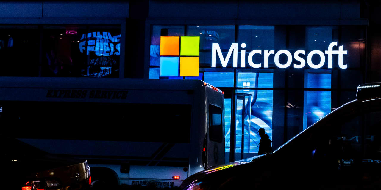 Earnings Outlook: For Microsoft, AI is the future, but the present is cloudy