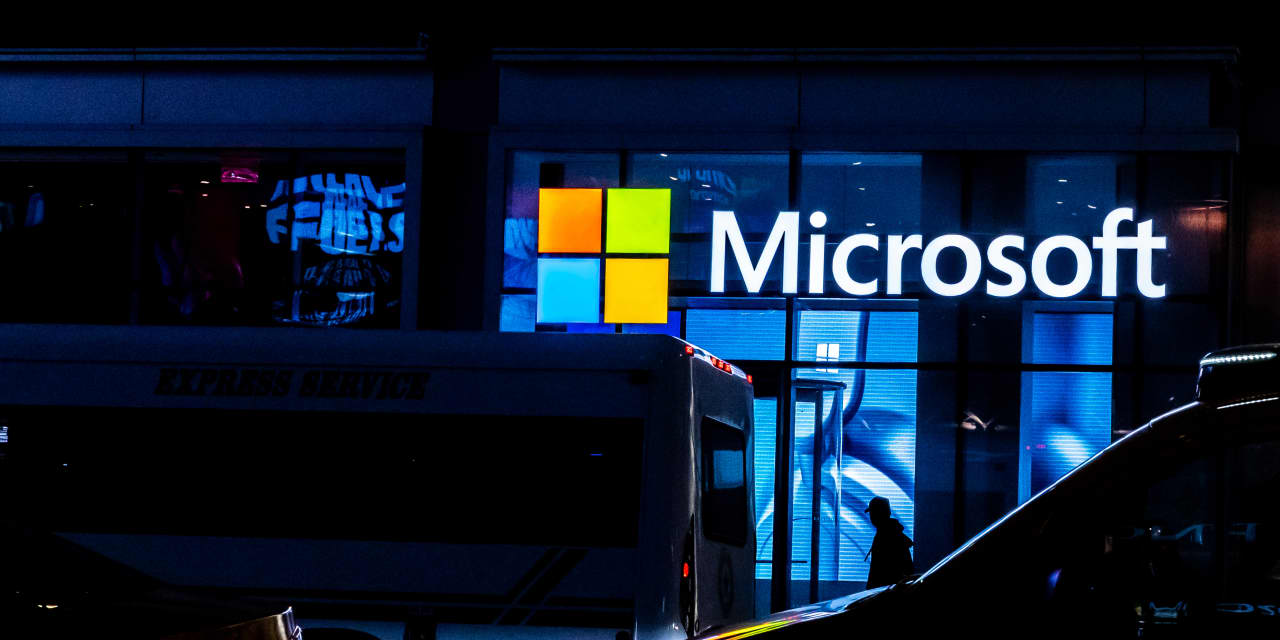 Earnings Outlook: For Microsoft, AI is the future, but the present is cloudy