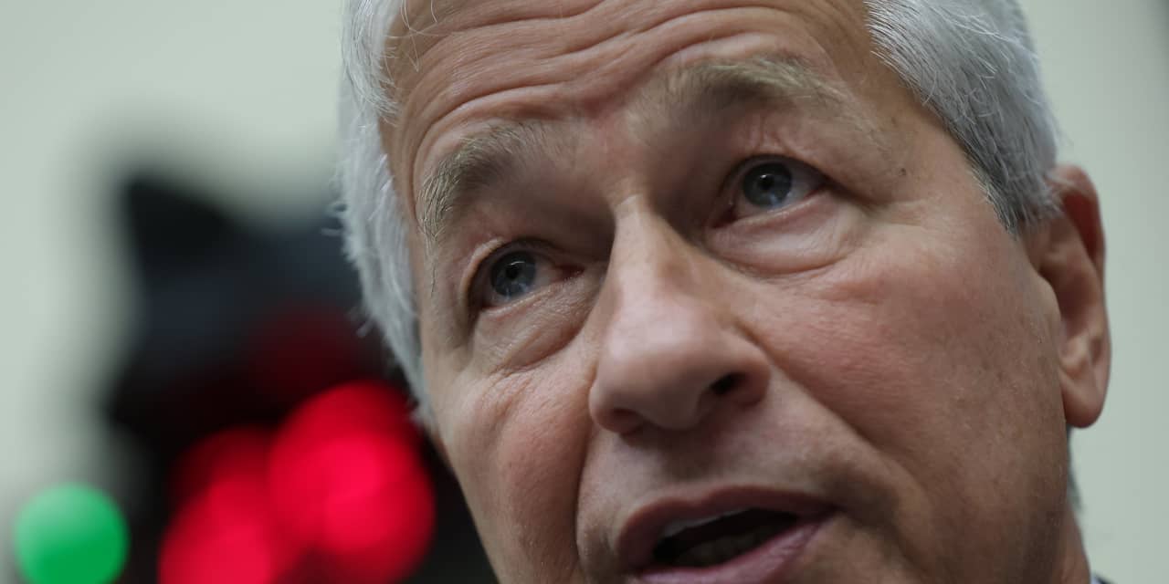 Jamie Dimon discourages use of term credit crunch on call with analysts