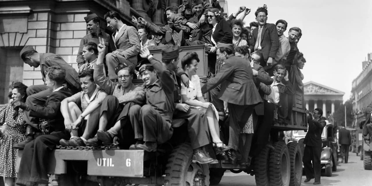 The stock market simply ignored a recession once before. Can it do it ...