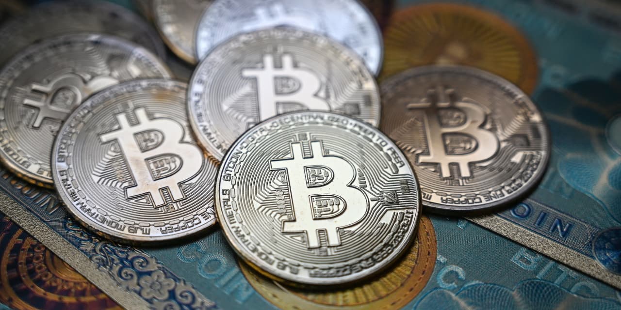 Bitcoin stieg über 59.000 US-Dollar, während die Rallye vor der Halbierung anhält