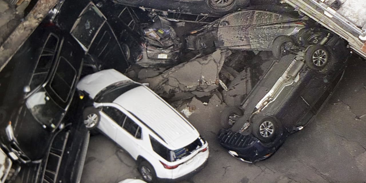 Body recovered from rubble of collapsed Manhattan parking garage