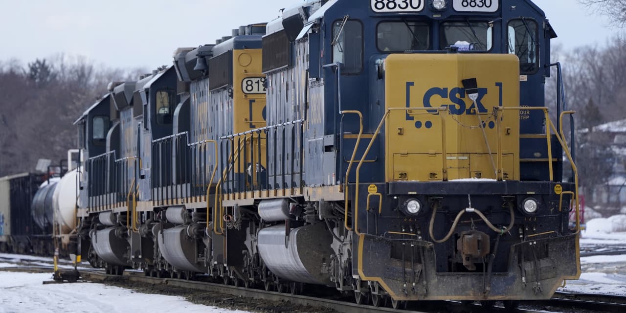 Earnings Results: CSX expects shipping prices to stay elevated this year, despite clouds over economy