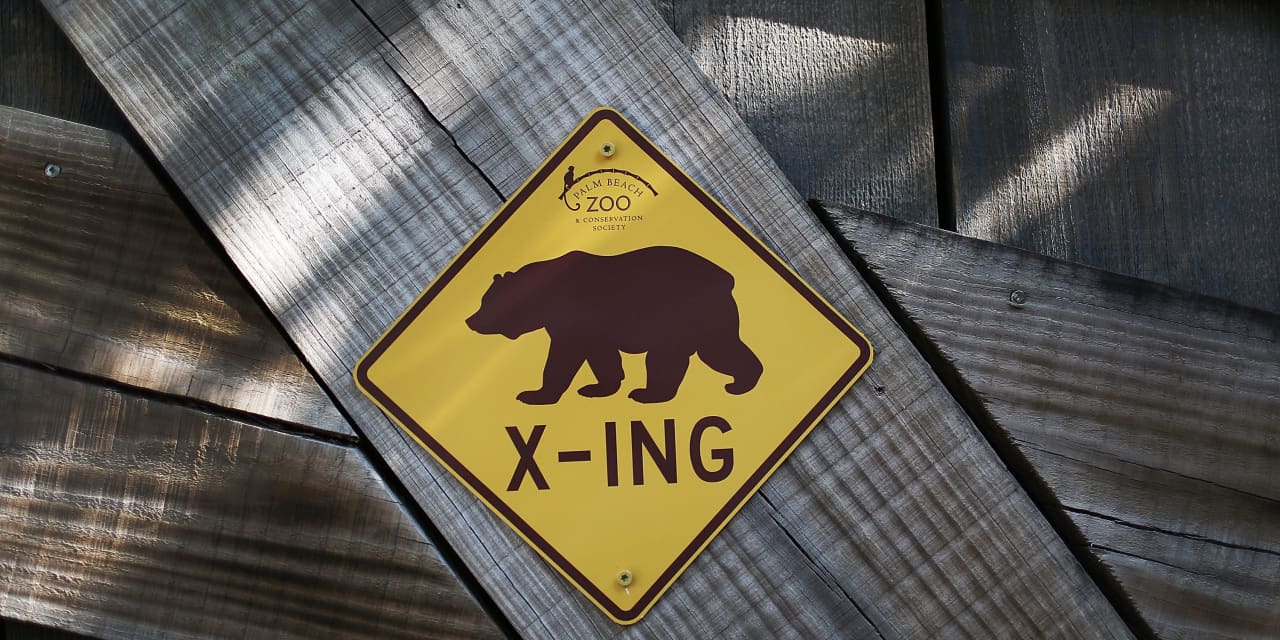 Akcje Tesli potwierdzają niedźwiedzi „podwójny szczyt” i inne wzorce wykresów