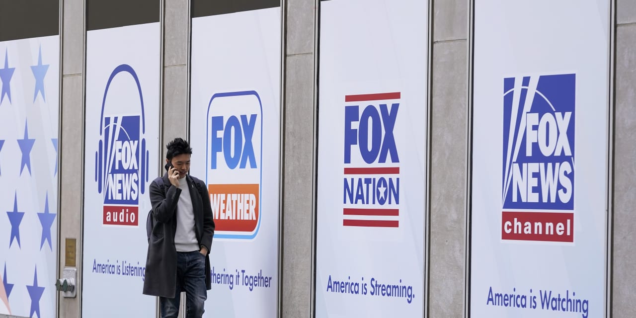 Will Fox settlement alter conservative media? Apparently not