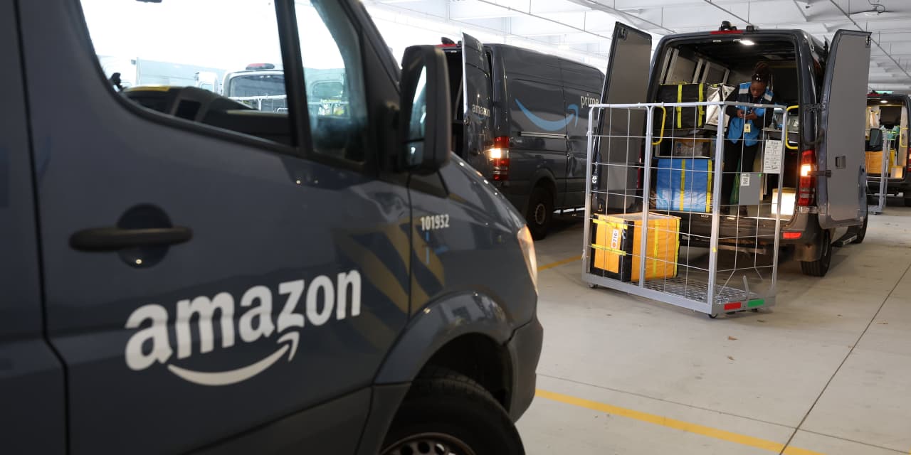 Amazon stock gives up gains as CFO admits AWS growth rates are declining further - MarketWatch