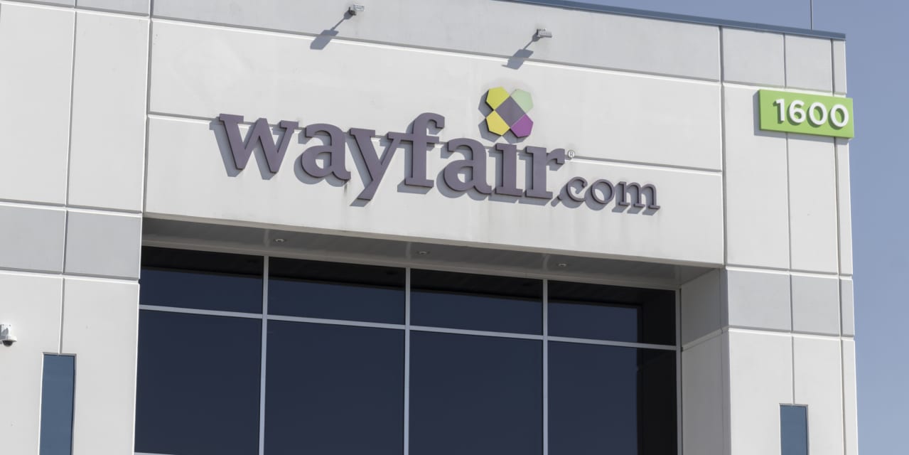 It’s the last day of Wayfair’s massive Way Day sale. Here are 9 great deals to get right now