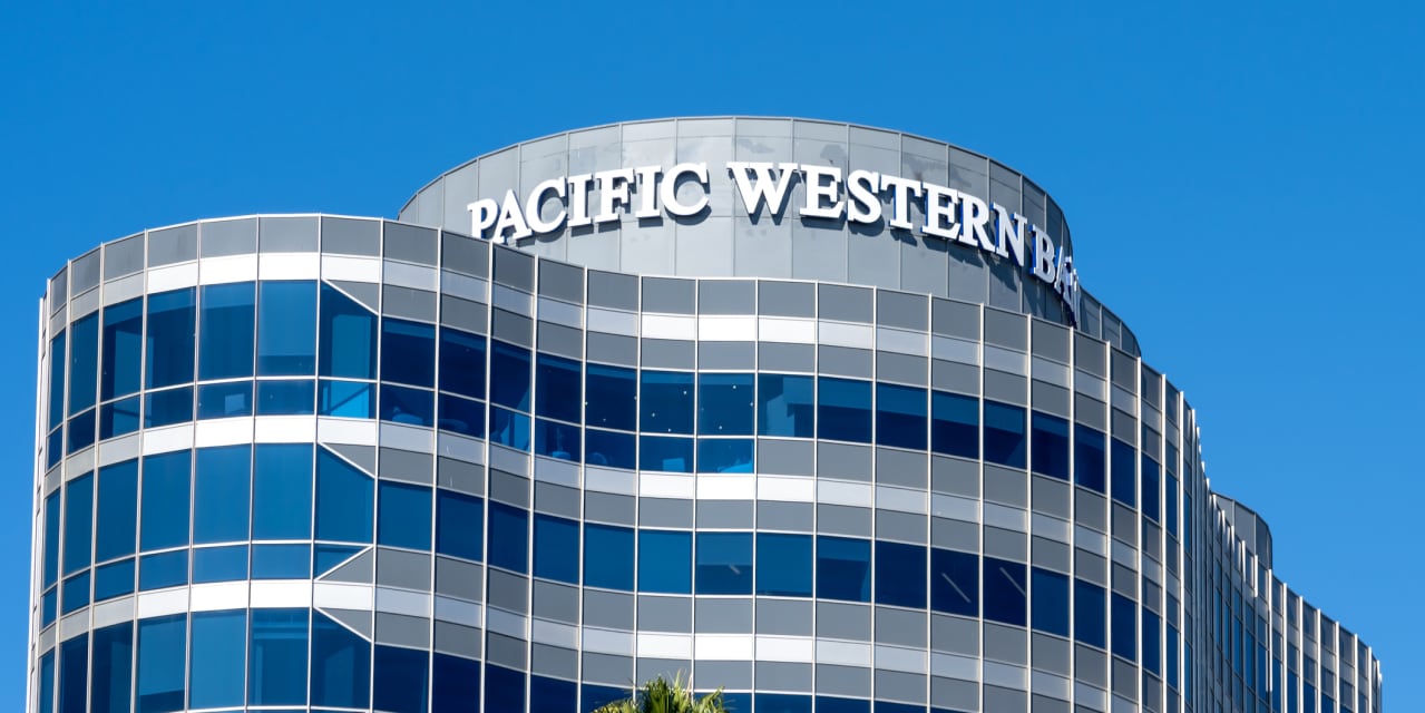 #Earnings Results: PacWest stock surges 15% as bank says deposits have been building in recent weeks