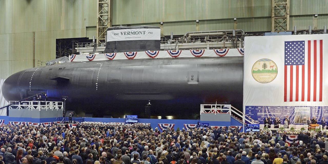 U.S. to dock nuclear subs in South Korea for 1st time in 40 years