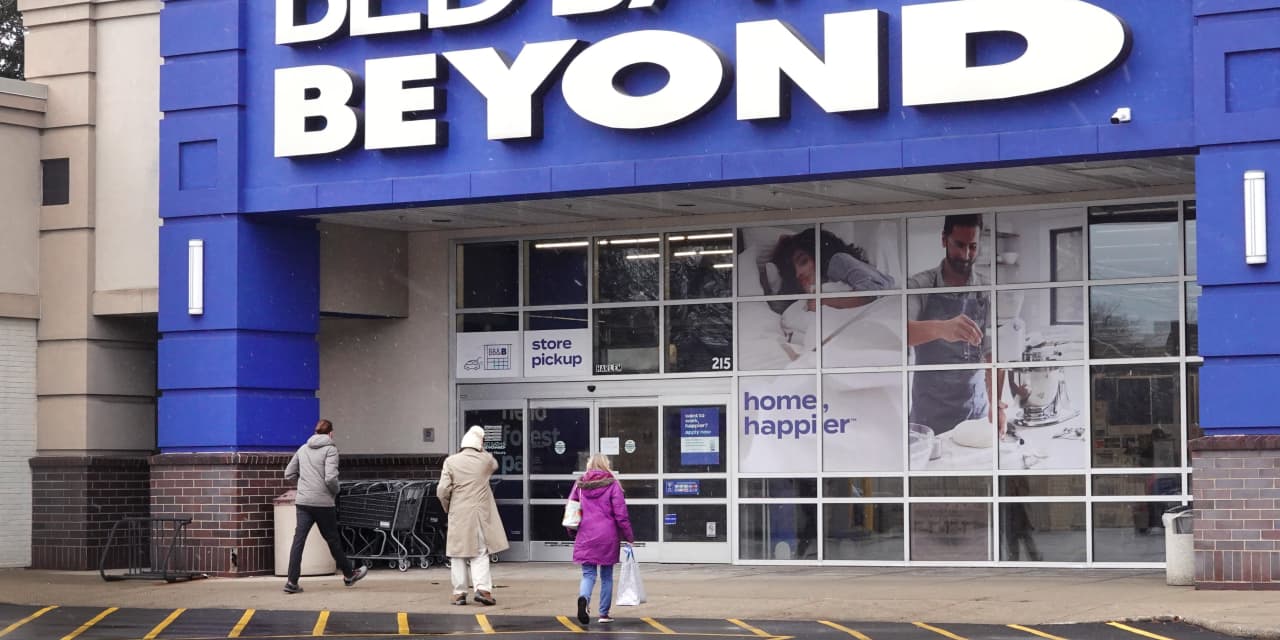 #: Bed Bath & Beyond bankruptcy: These retailers could pick up the company’s bones