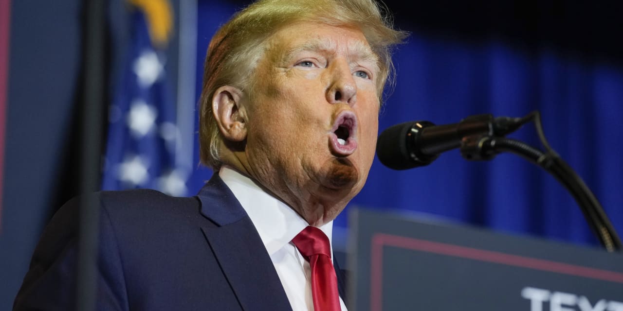 Trump, in New Hampshire speech, turns focus to Biden rematch