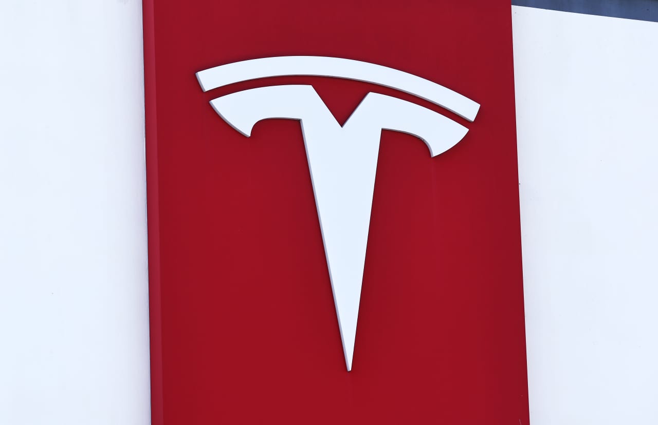 Tesla’s stock chart sees first bullish ‘golden cross’ in over a year