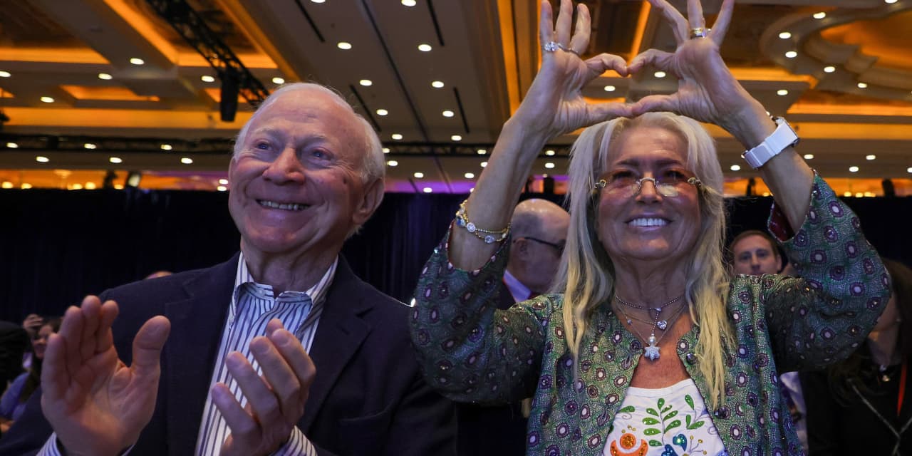 Miriam Adelson wants a pro team and just sold $2 billion in stock to land one - Vimarsana News