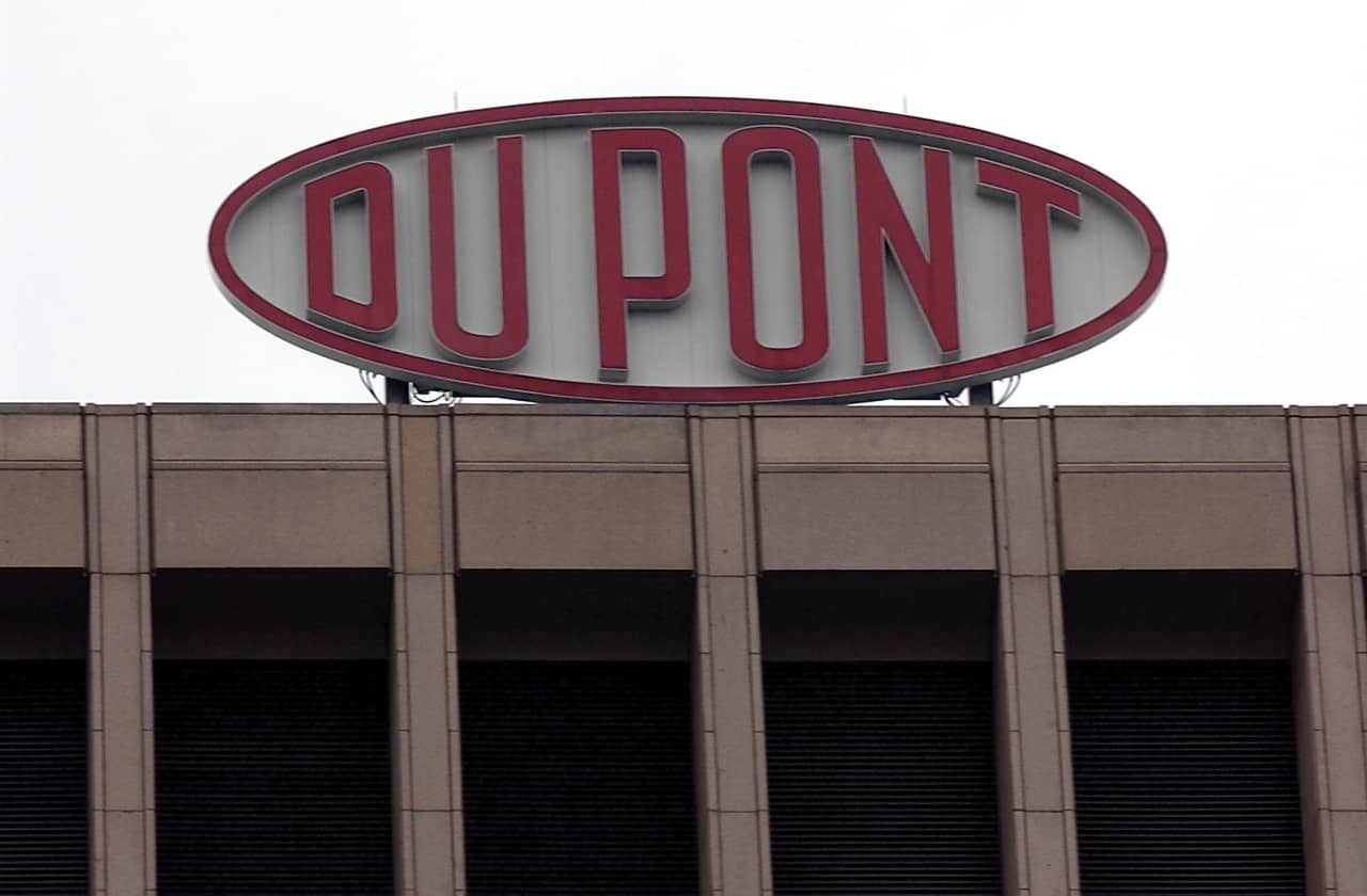 DuPont Sees Weak Smartphone, PC And Chip Demand - MarketWatch