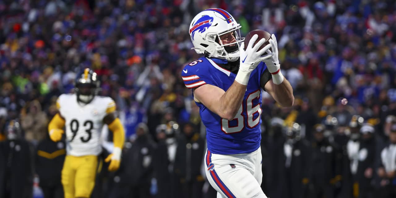 Buffalo Bills advance to play Chiefs after beating Steelers in snowy, freezing playoff game - Vimarsana News