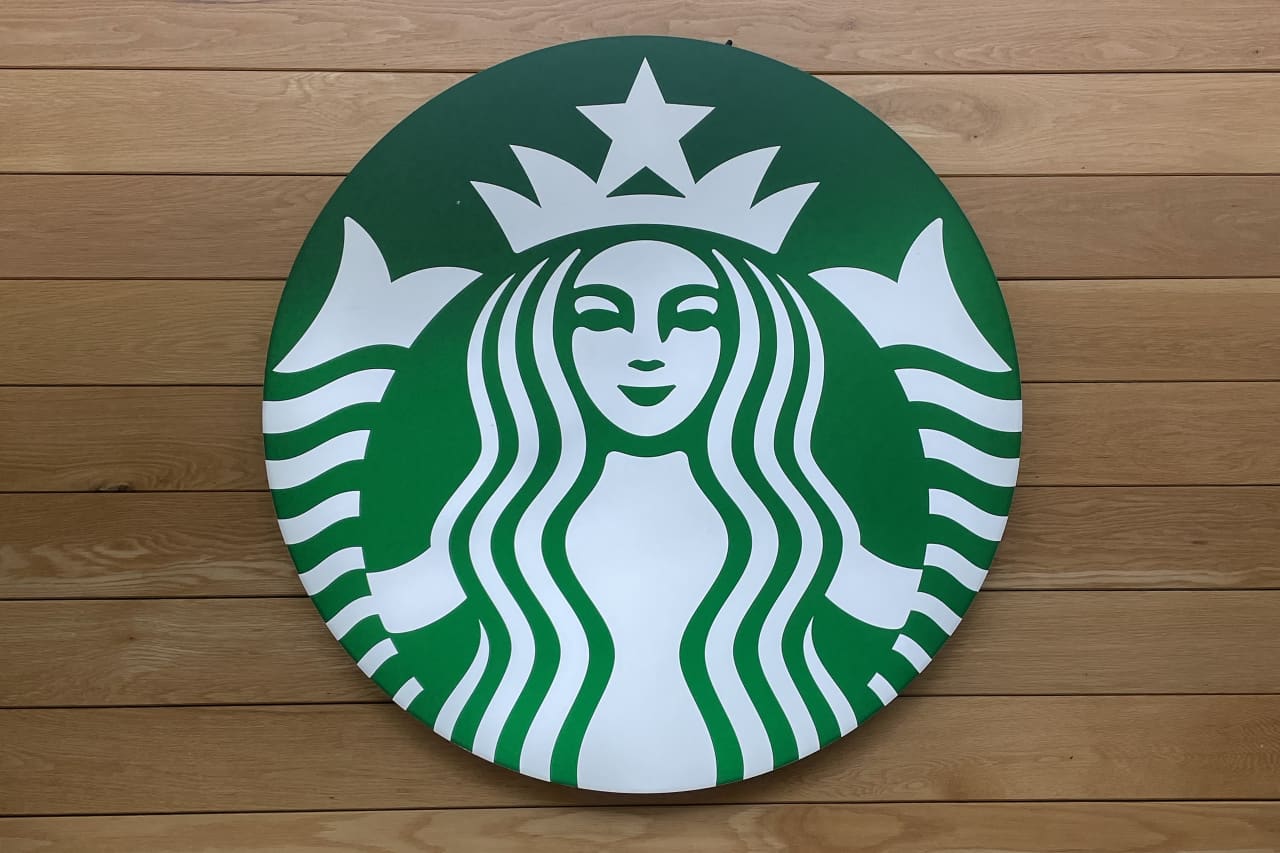 Starbucks debería dar este paso drástico para ayudar a sus acciones, dice BofA