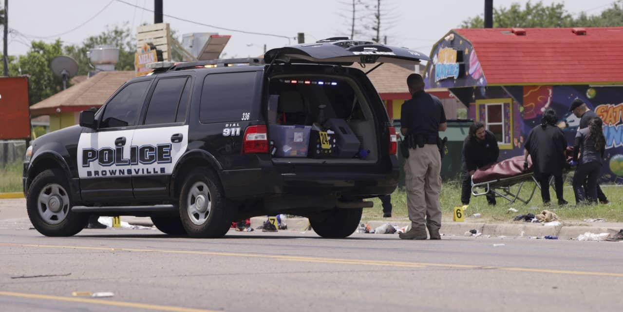 Driver plows SUV into crowd at Brownsville, Texas, bus stop near border ...