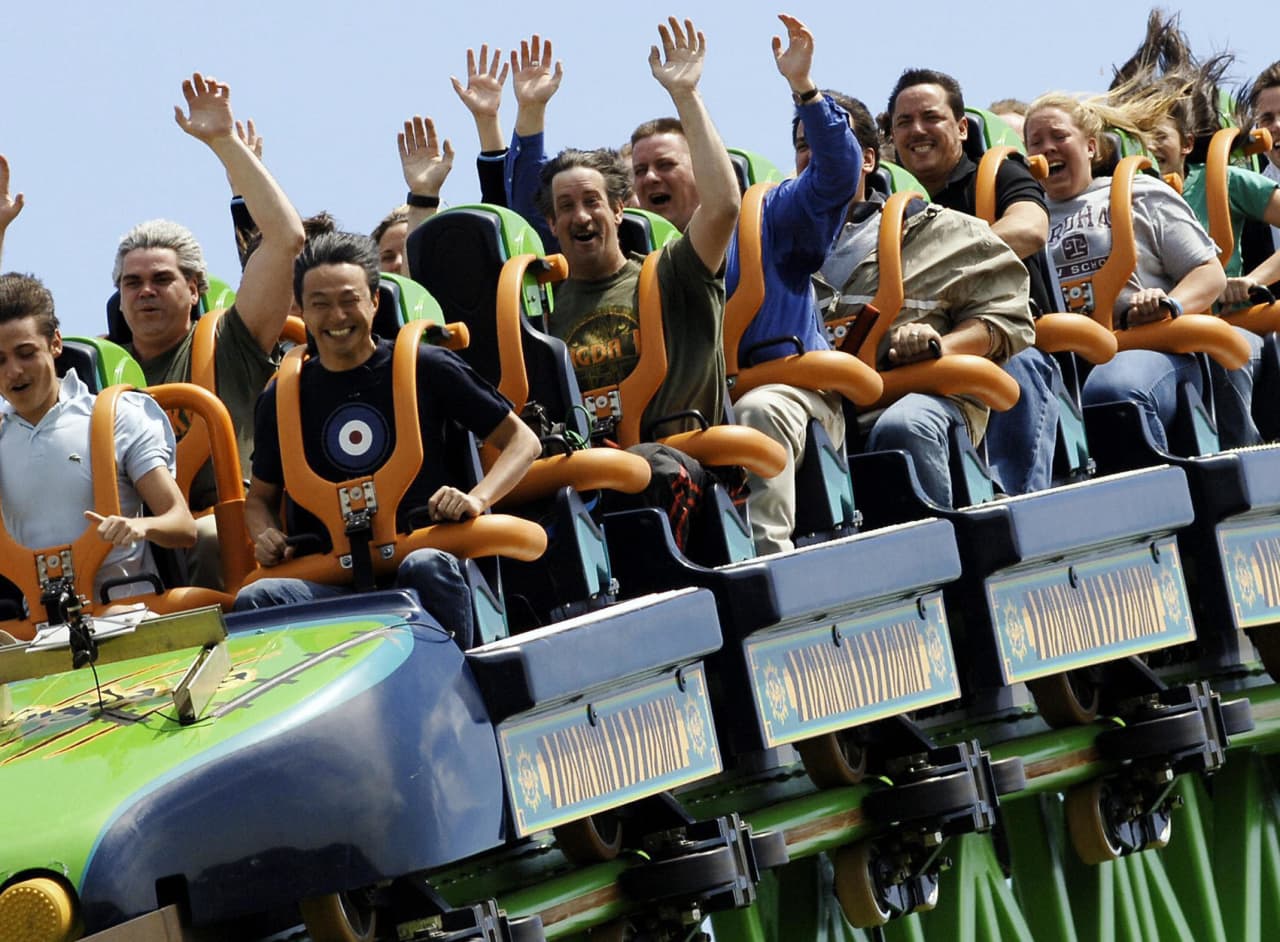 Cedar Fair and Six Flags agree to $8 billion merger of equals - MarketWatch