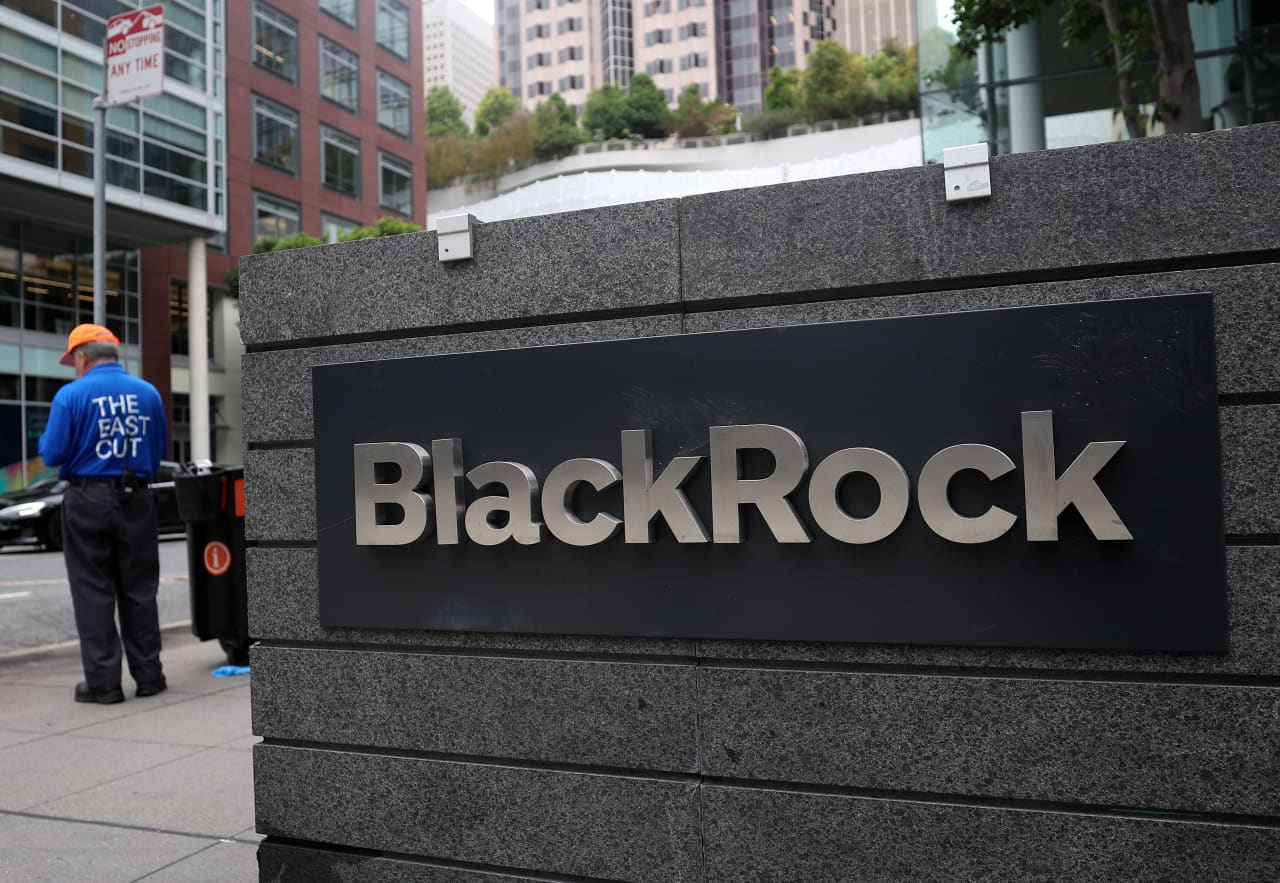 Активы BlackRock достигли рекордной отметки в ,5 трлн.