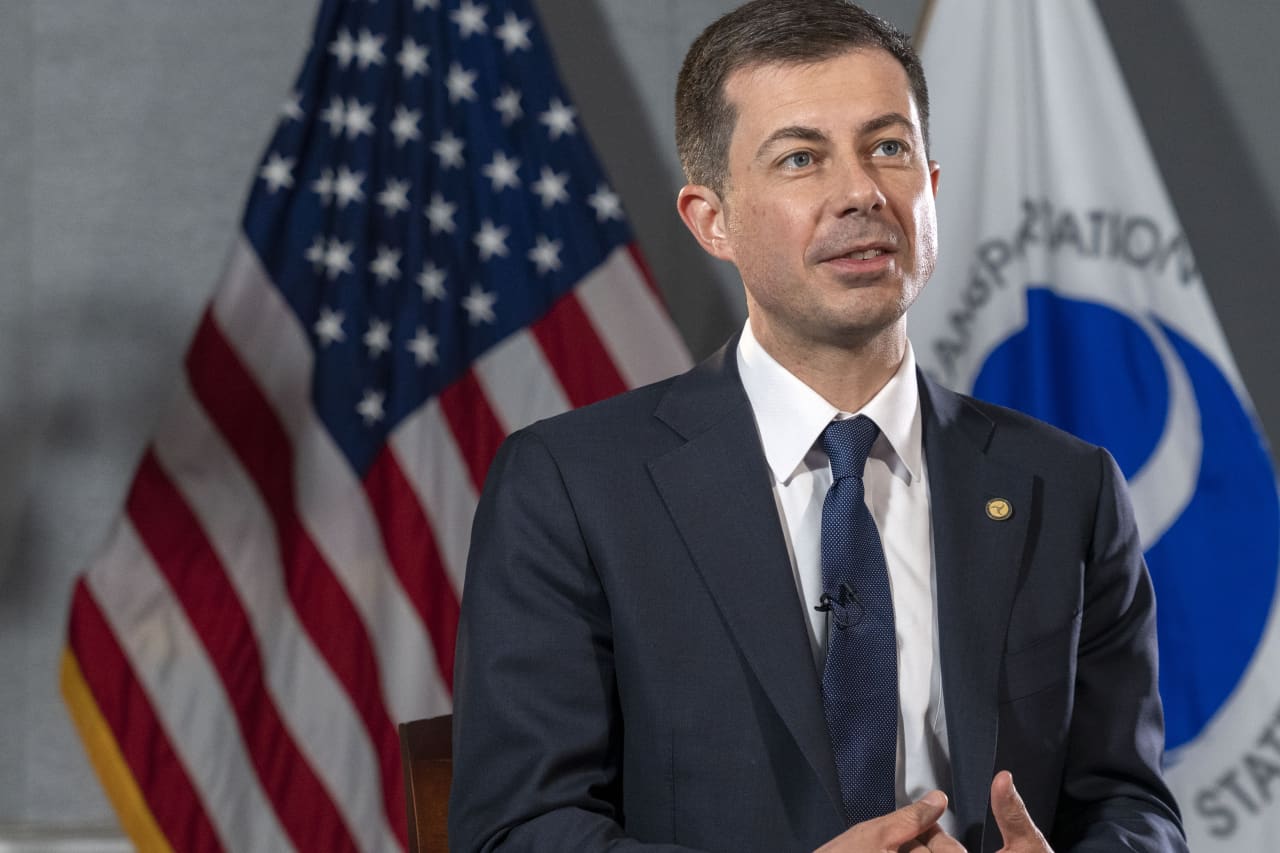 Buttigieg: Tesla Shouldn't Call It Autopilot Because Humans Are Still ...