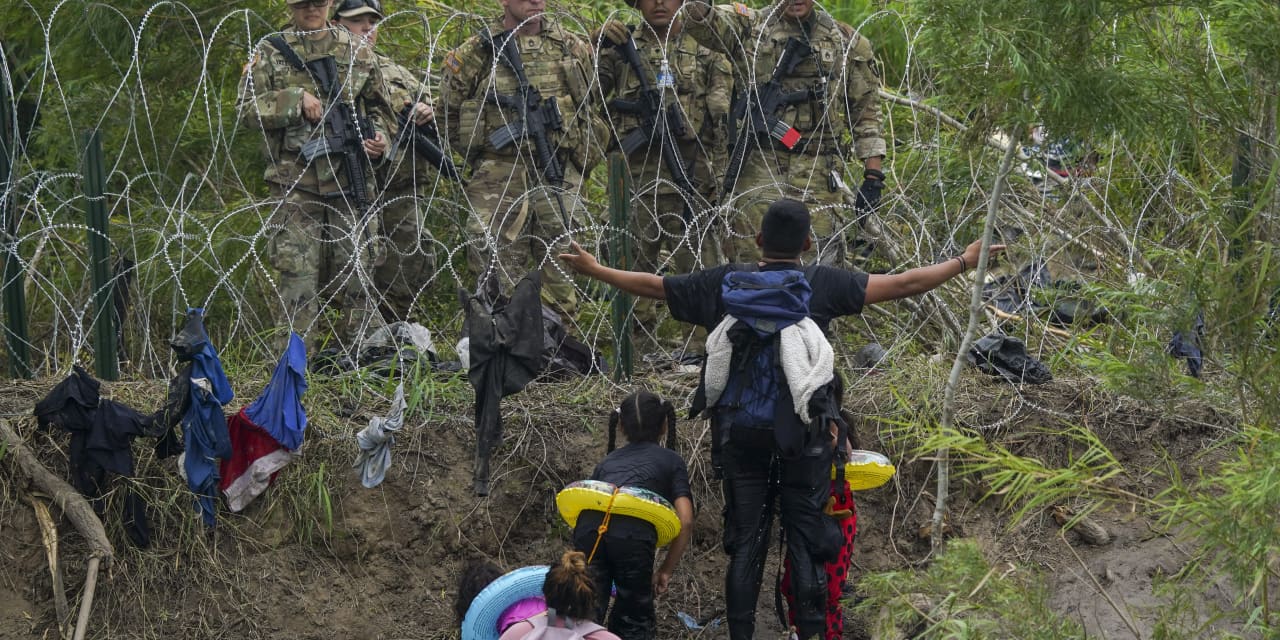 Title 42 asylum restrictions expire, threatening to strain U.S ...
