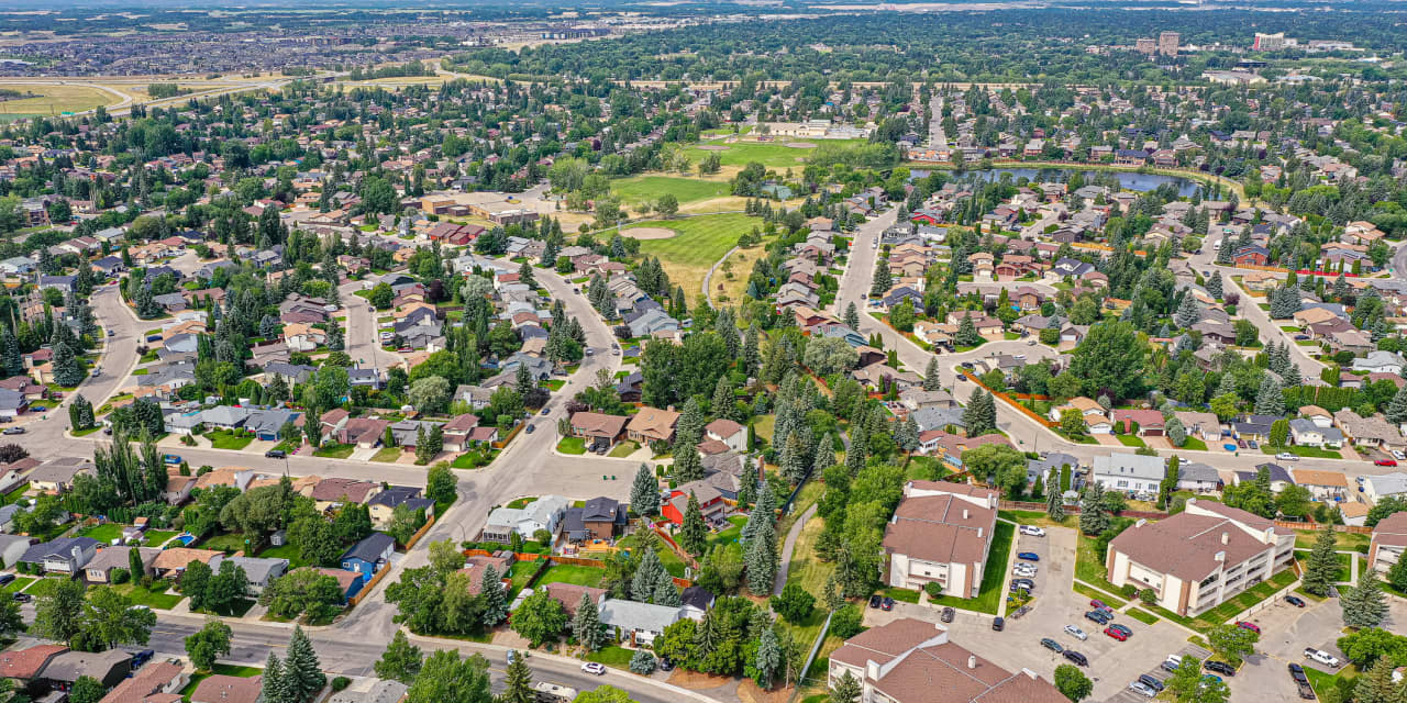 ‘The new normal sets in.’ 5 pros on where mortgage rates will go in May — and beyond - MarketWatch ‘The new normal sets... 