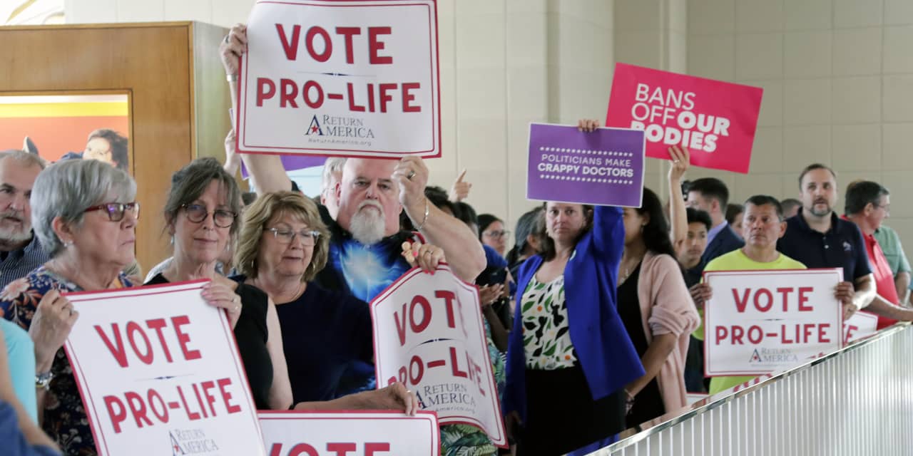 North Carolinas 12week abortion ban becomes law as Republicans override governors veto