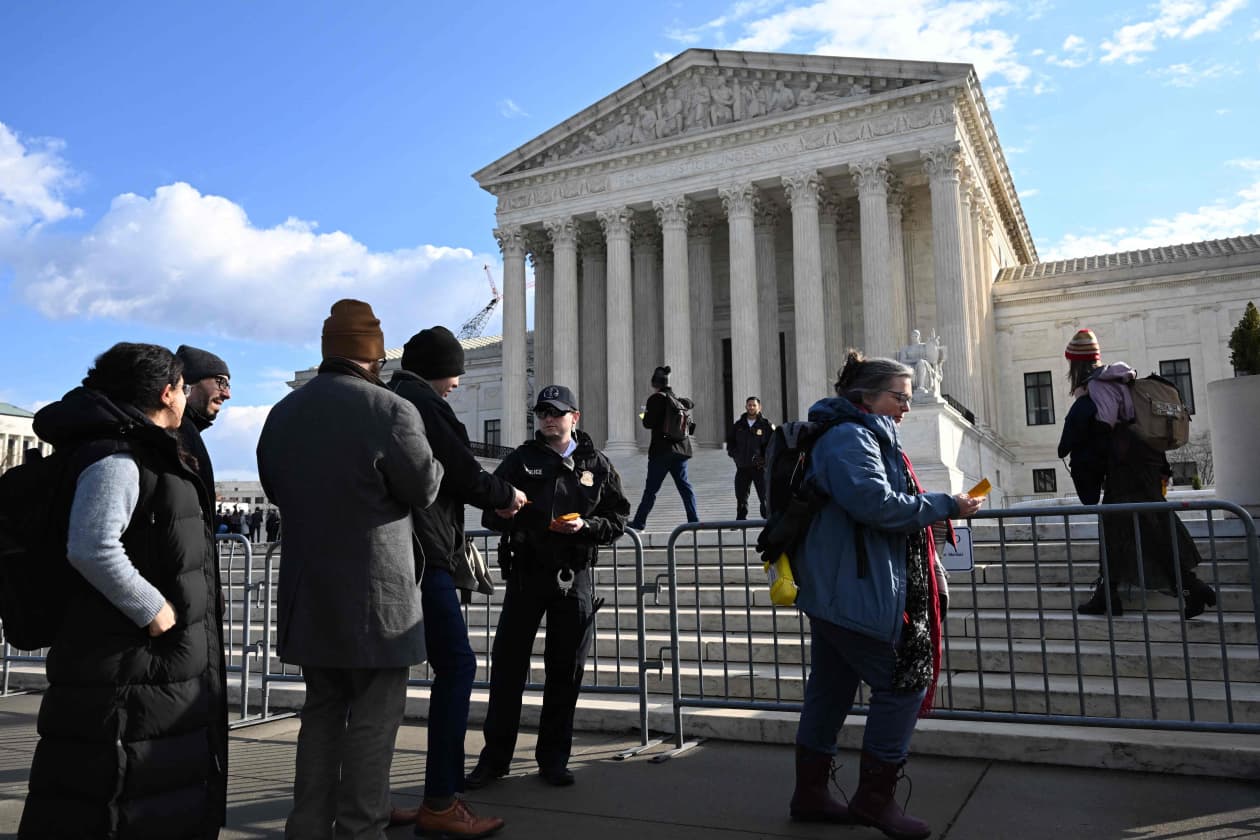 Supreme Court rules in favor of Twitter and Google in cases involving ...