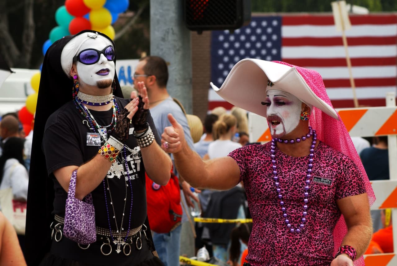 Dodgers announce new Pride ballcaps for June's LGBTQ+ Night
