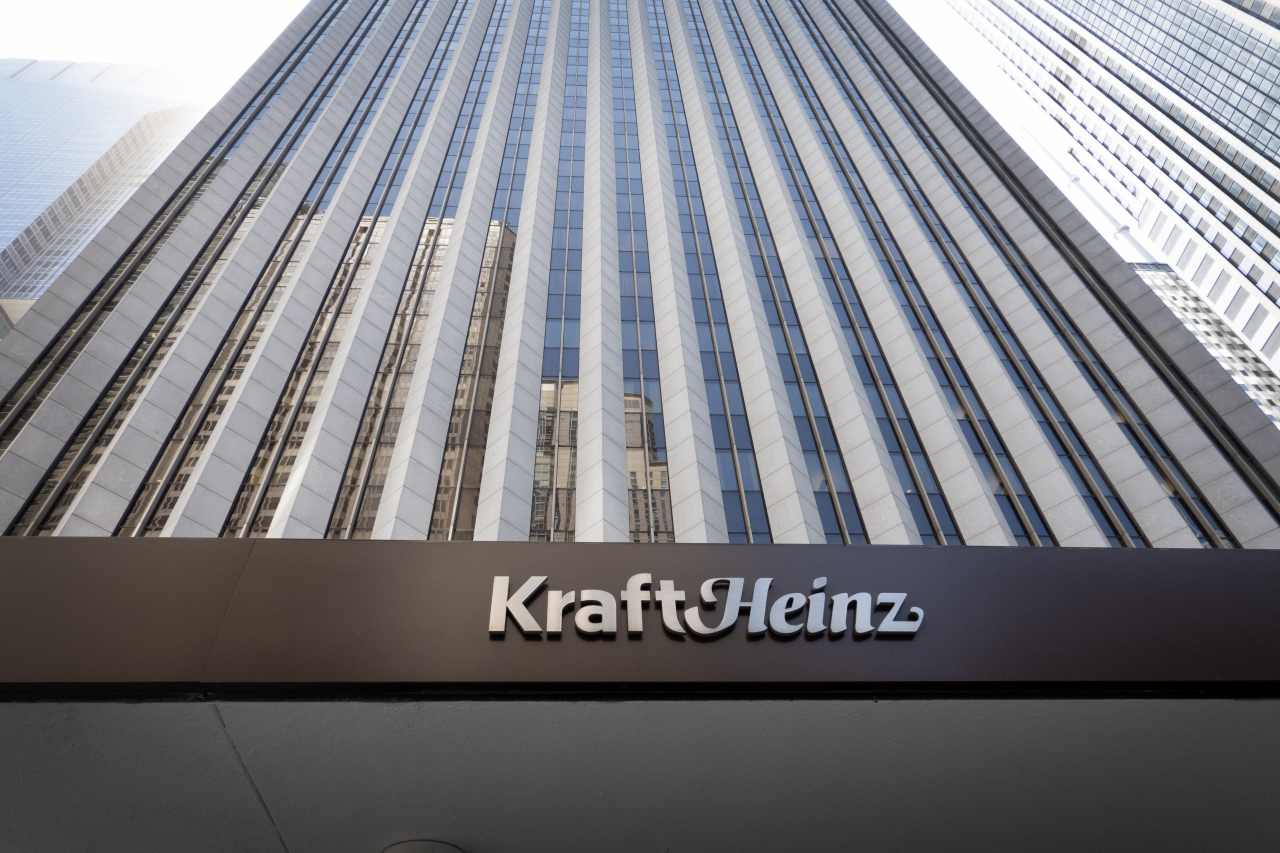 As Kraft Heinz reportedly weighs split, analysts say more food companies need to break up