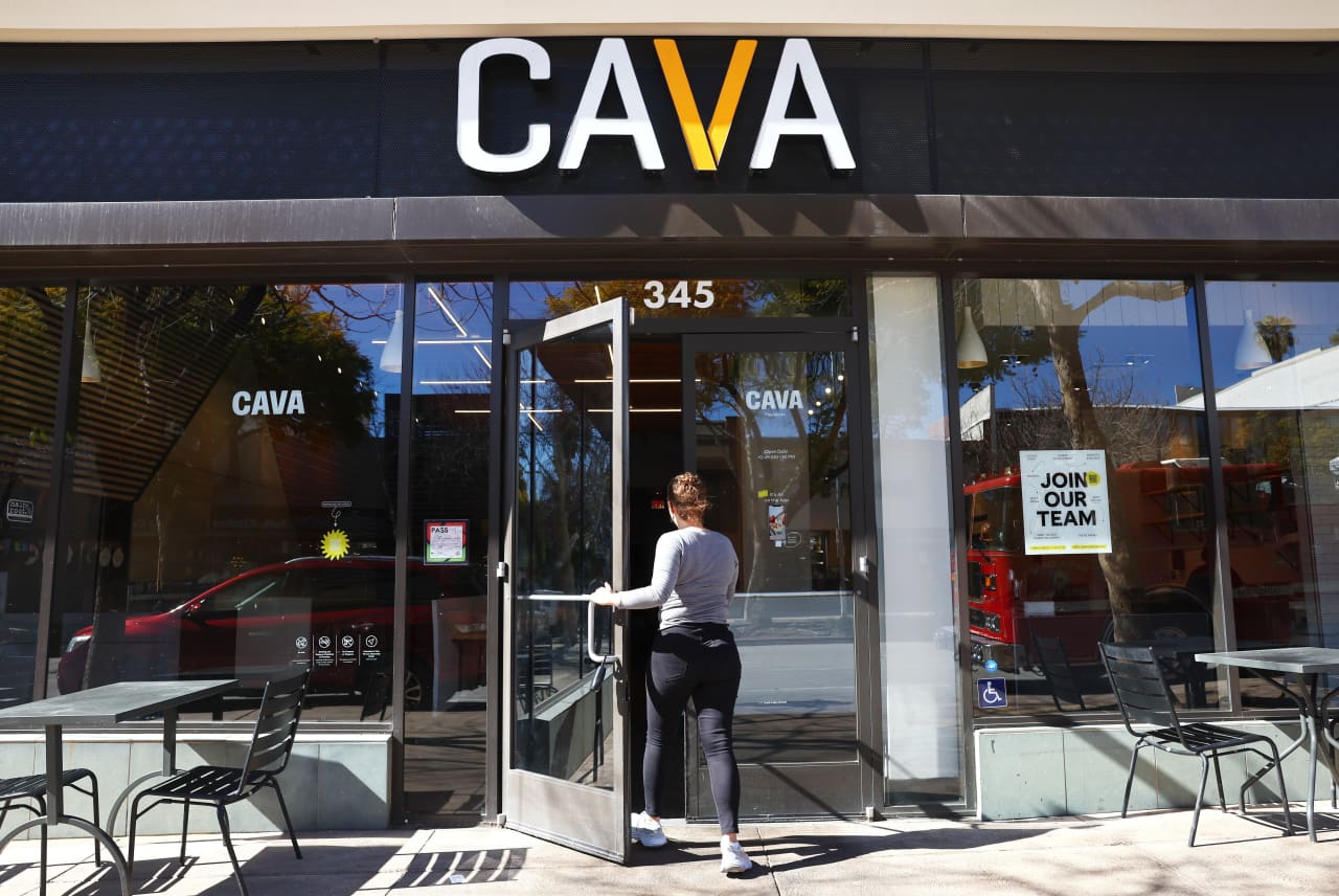 #Cava’s successful steak launch beefs up restaurant chain’s earnings