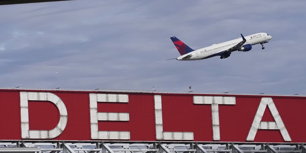 Delta Air Lines stock surges to 2-year high after earnings beat, raised outlook