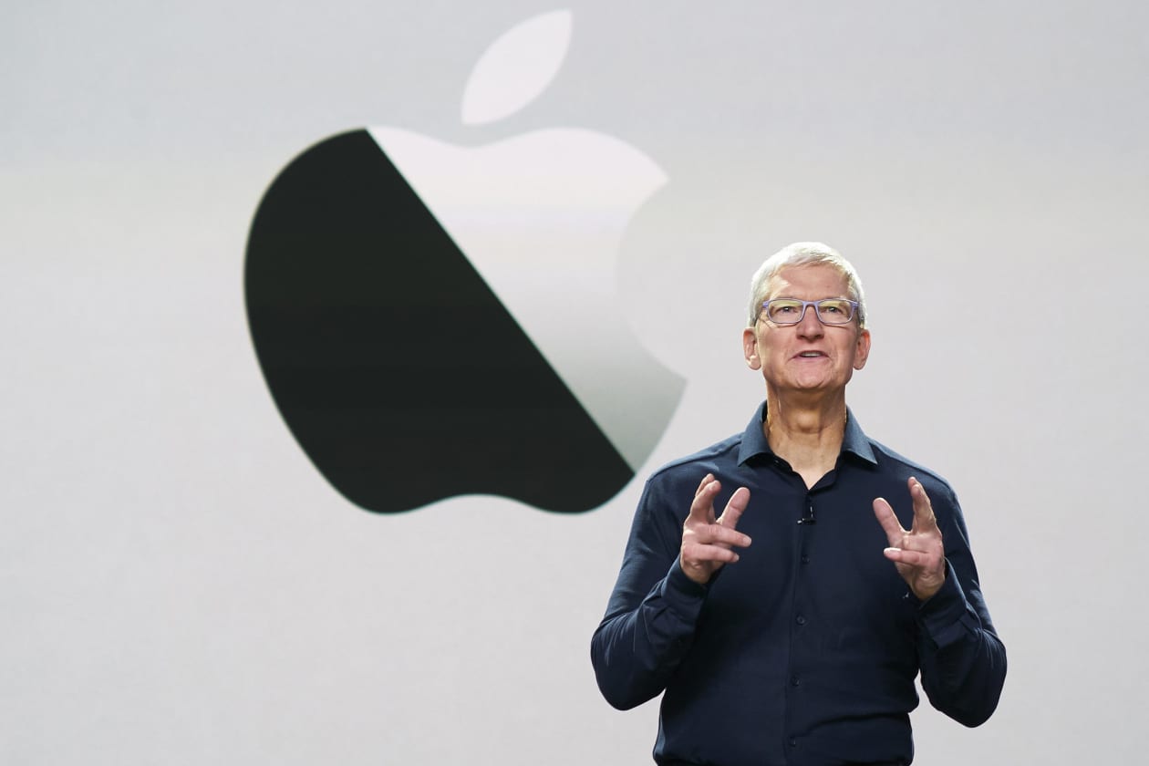 Opinion: Will Apple create a better AI? Questions abound as Tim Cook ...
